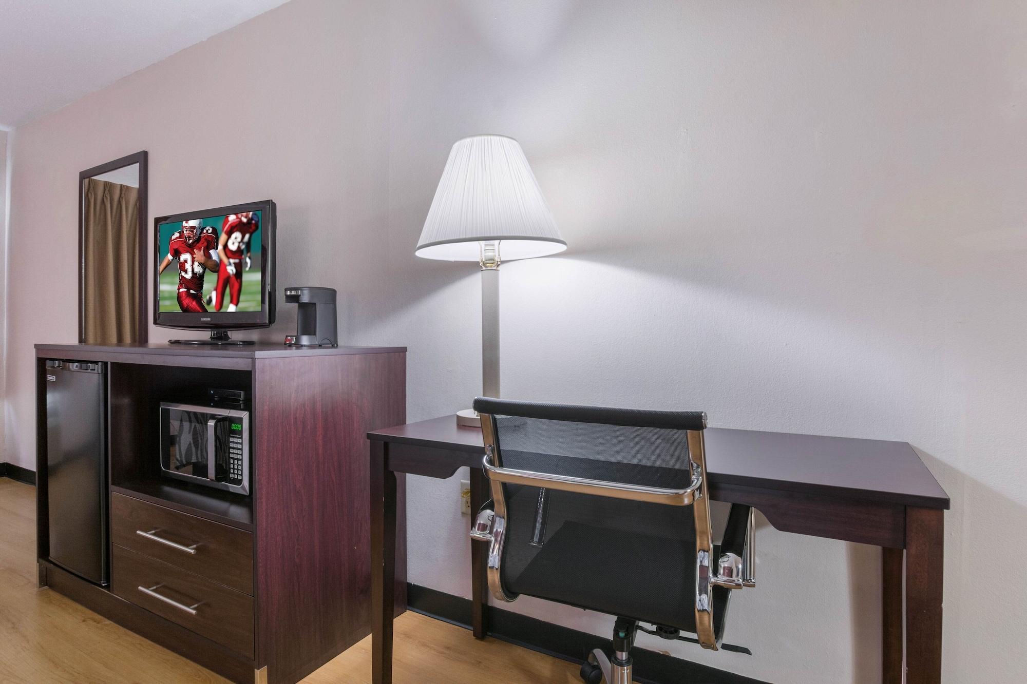 Red Roof Inn Carrollton Экстерьер фото