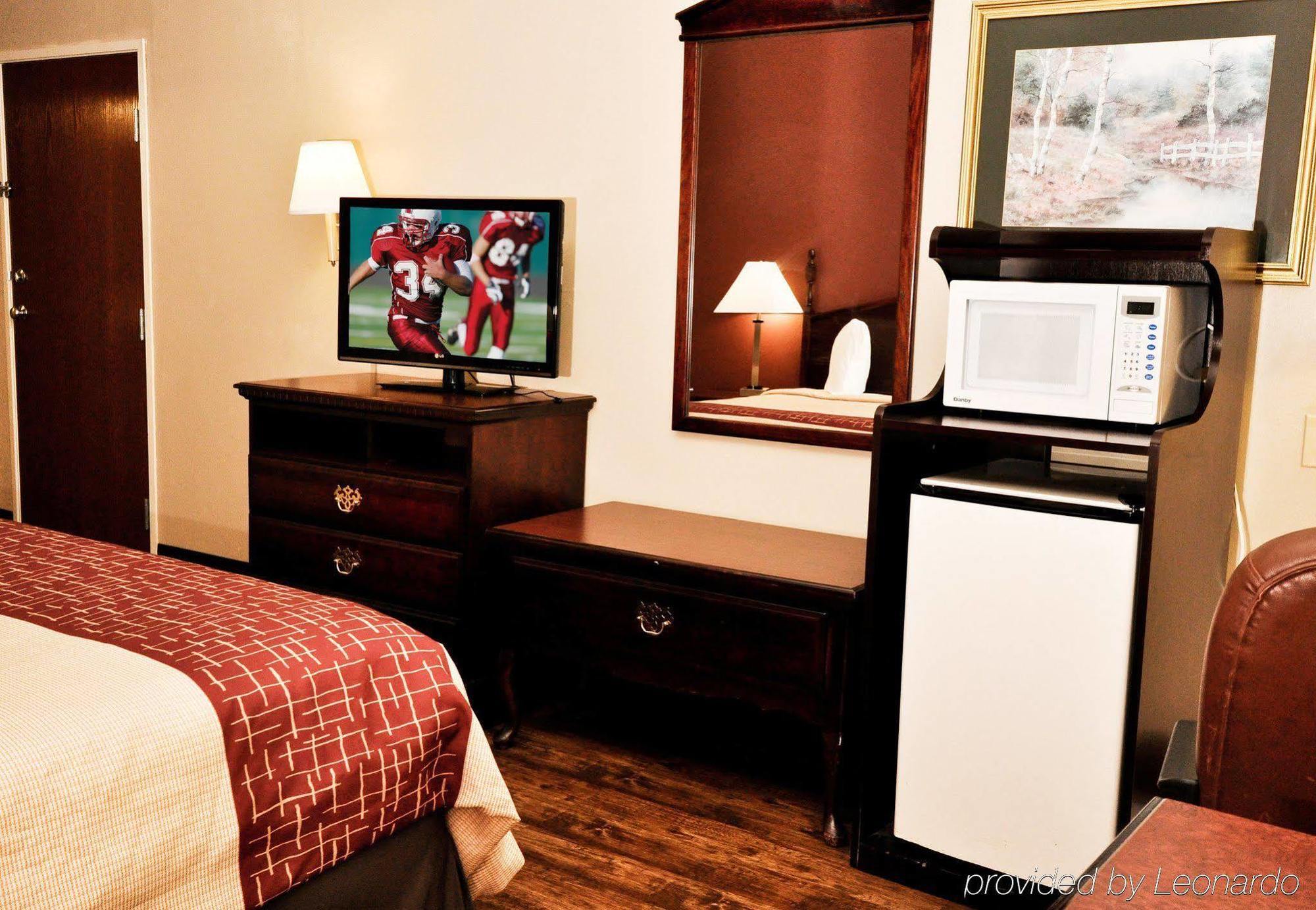 Red Roof Inn Carrollton Экстерьер фото